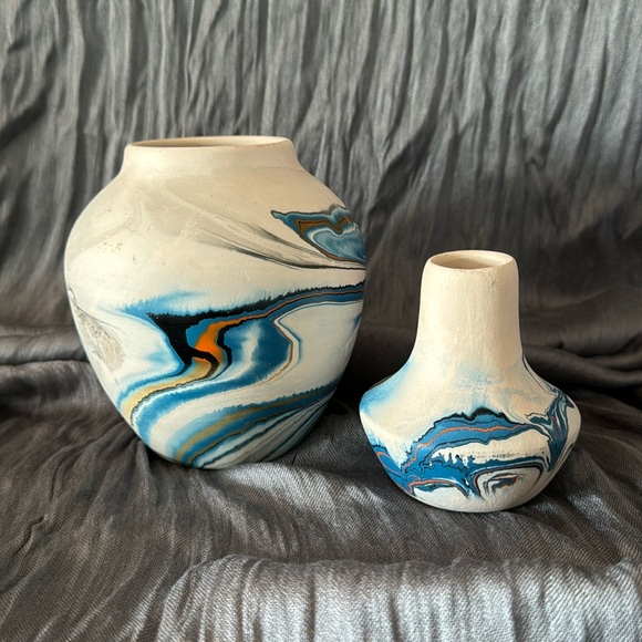 Vintage Nemadji Pottery. Set Of Two - Picture 12 of 12